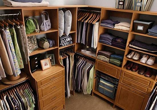 夜來風(fēng)雨濕氣起，要除濕用除濕機(jī)