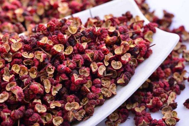 花椒干燥，高溫除濕機排濕提高含金量